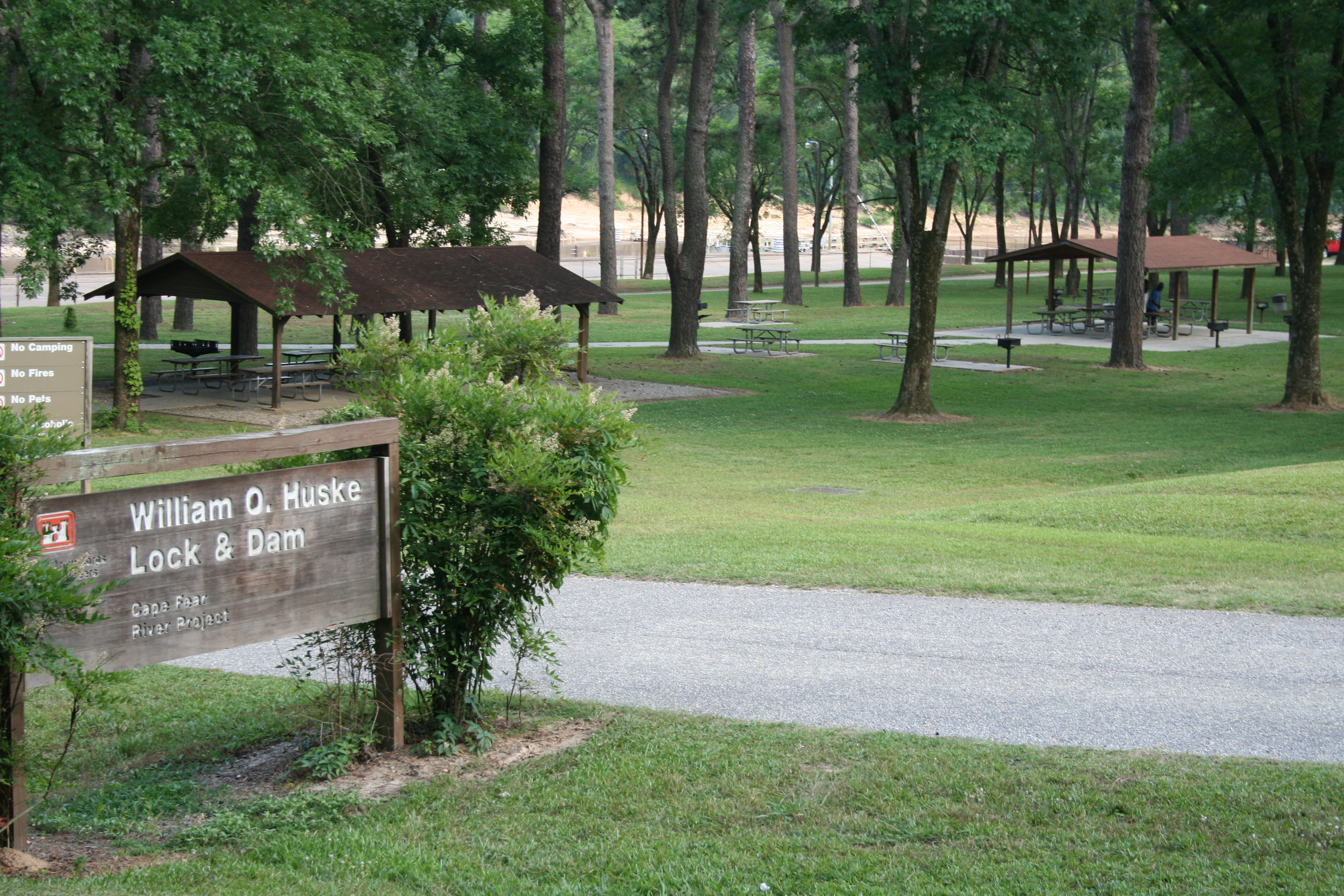 William O. Huske Lock & Dam, U.S. Army Corps of Engineers