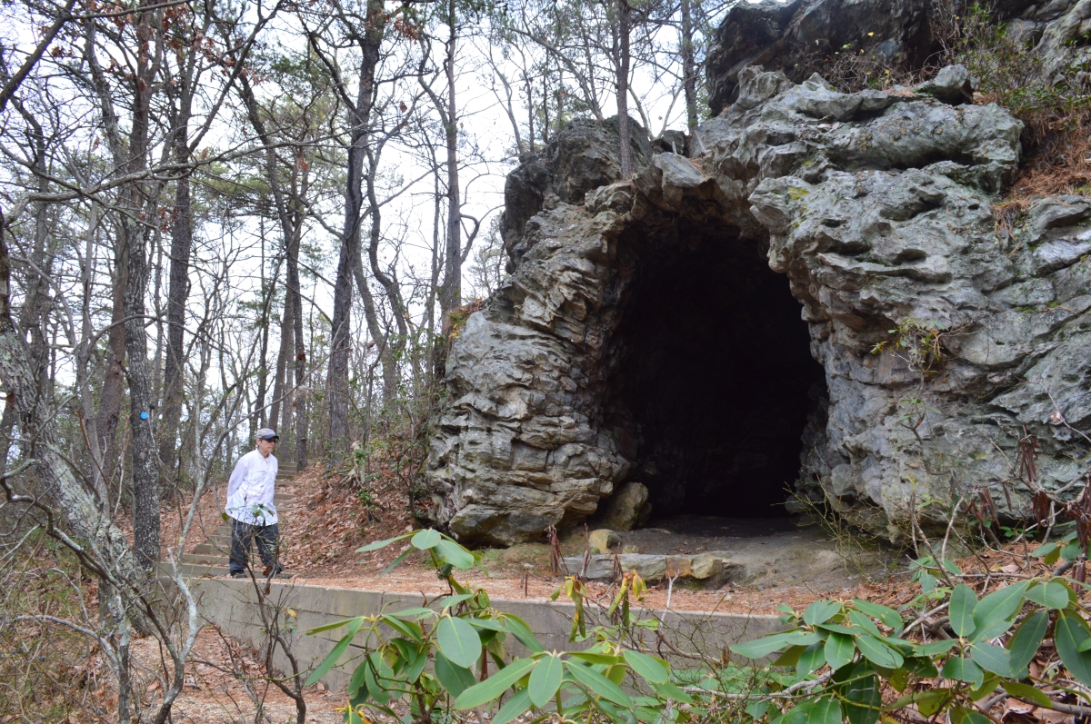 Tory’s Den Cave & Waterfall, Hanging Rock State Park