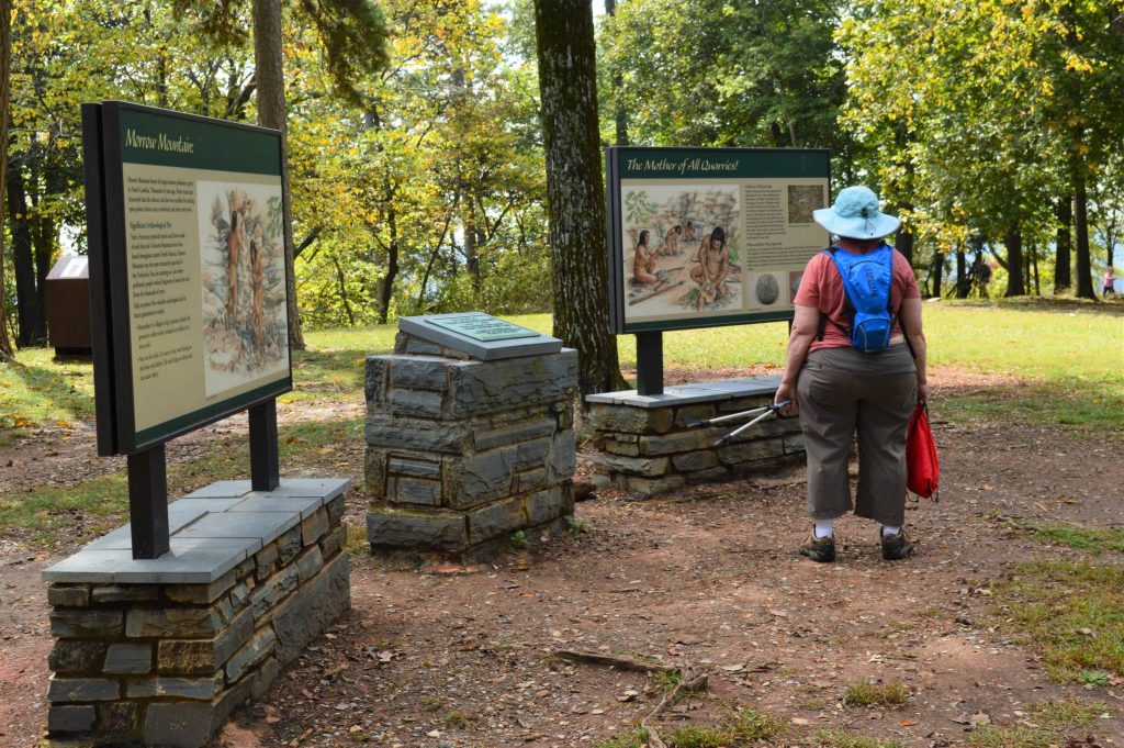 depict informational signs at Morrow Mountan State Park 